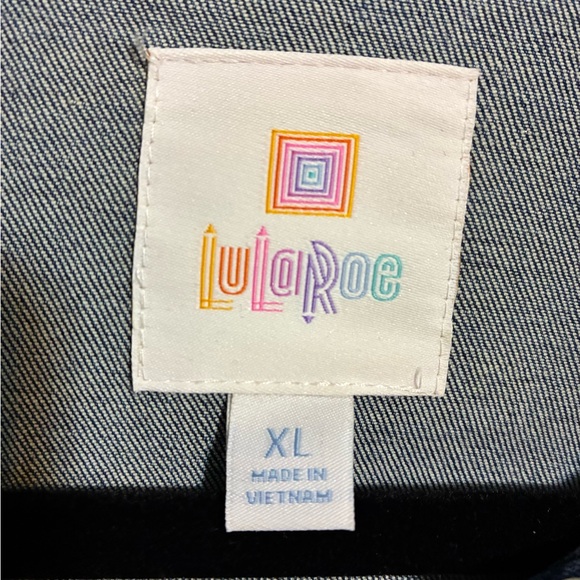 LuLaRoe Jaxon Embroidered Roses on Denim Jacket EUC XL - Picture 4 of 5